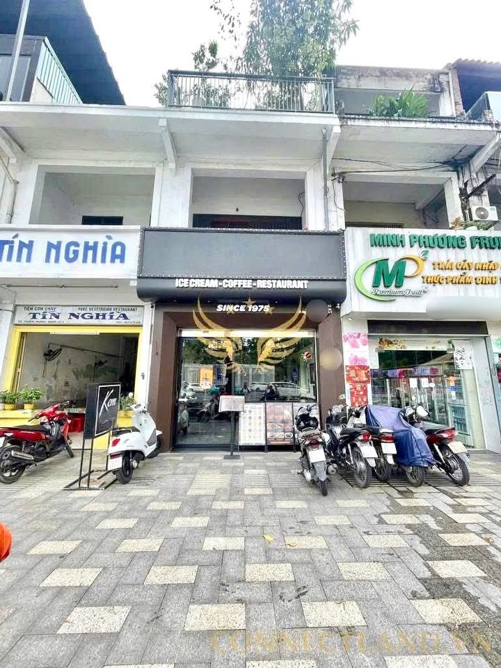 Mặt bằng cho thuê Trần Hưng Đạo, Quận 1 - Diện tích 77m², vị trí đắc địa kinh doanh sầm uất