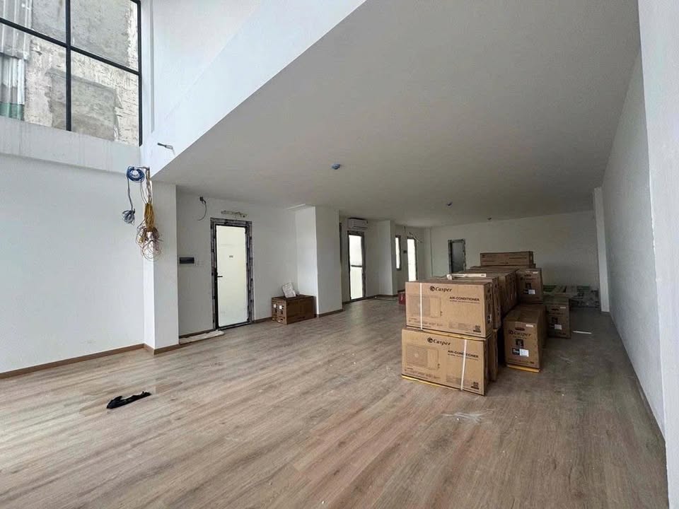 Cho thuê mặt bằng 98m² tại đường Ưng Văn Khiêm, Bình Thạnh – Vị trí đắc địa cho mô hình F&B!