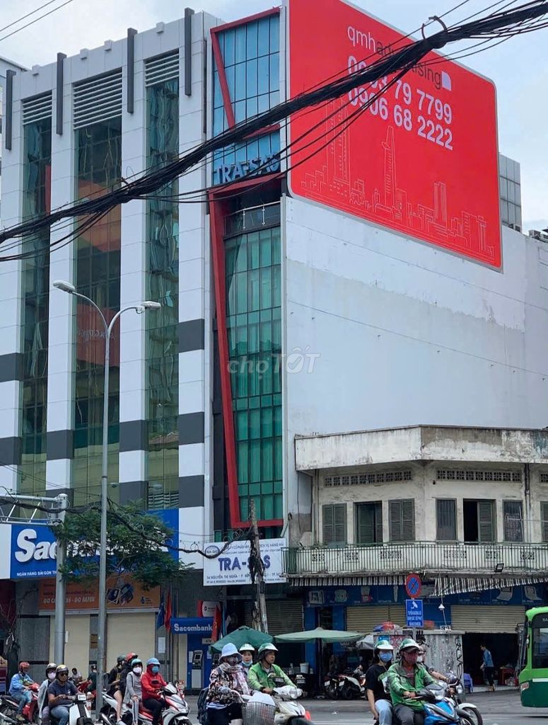 Cho thuê văn phòng mặt tiền Nguyễn Thị Nghĩa, Quận 1 - Diện tích 600m², Thang máy hiện đại!