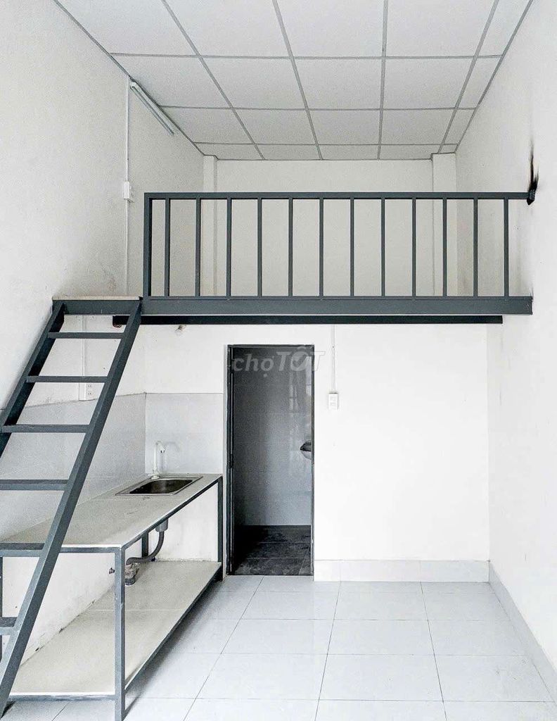 Phòng trọ gác lửng 30m² giá 3 triệu - Sạch sẽ, thoáng mát, ở ngay!