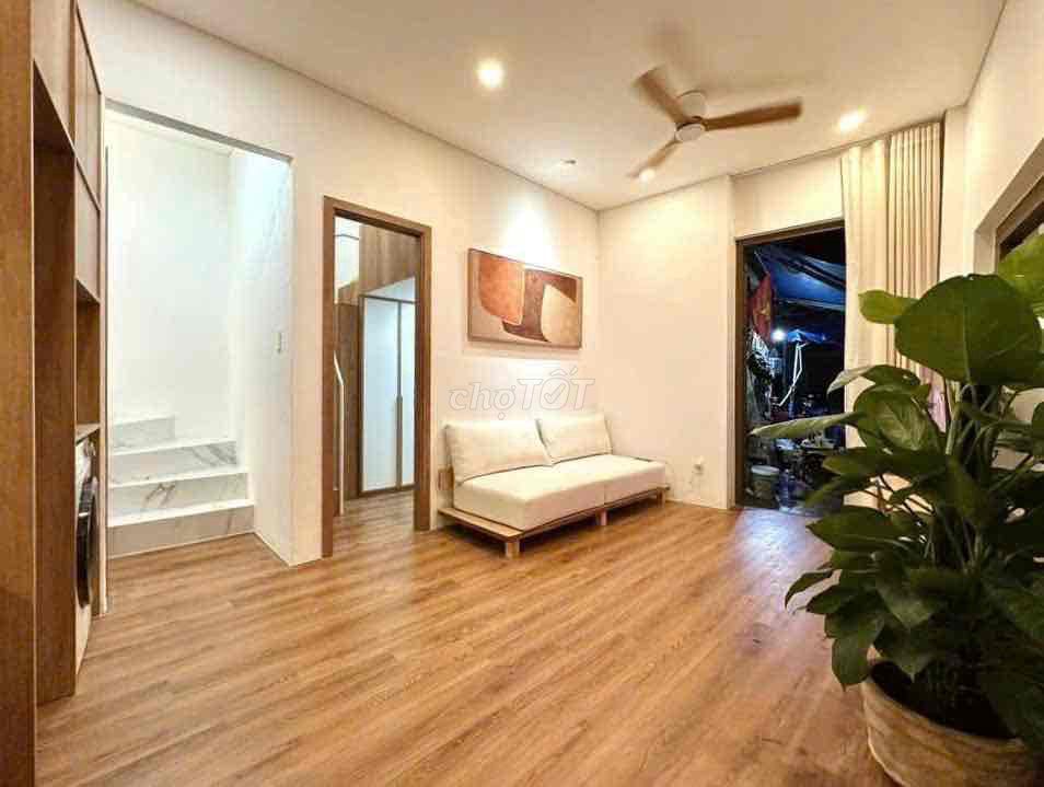 Nhà 1 trệt 1 lầu Bùi Đình Tuý 40m² giá 14.5 triệu - Full nội thất tiện nghi!