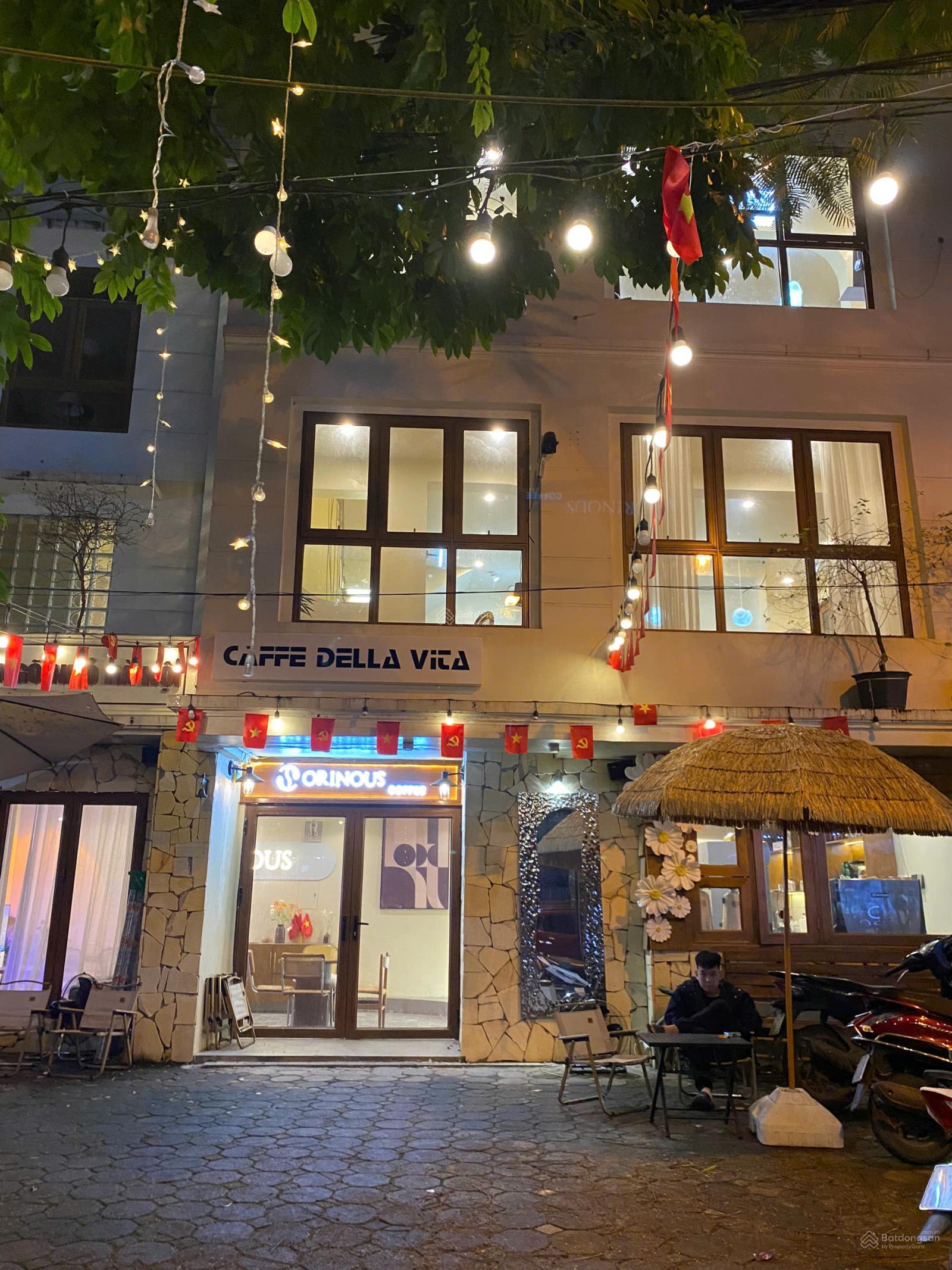 Cho Thuê Nhà Mặt Phố Hồng Mai, Bạch Mai - Vị Trí Đắc Địa, Mặt Tiền 11m, 3 Tầng, Phù Hợp Kinh Doanh