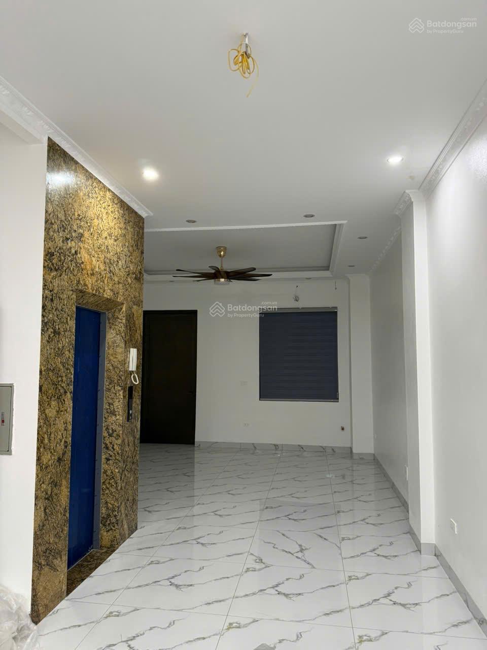 Shophouse 5 tầng Khai Quang Vĩnh Yên 75m² giá 25 triệu - Phù hợp cho chuyên gia nước ngoài!