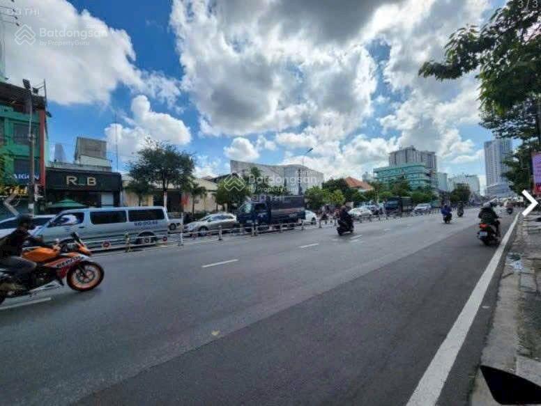 Nhà Mặt Tiền Cho Thuê Đường Bùi Viện, Quận 1 - Diện Tích 98m² - Giá 110 triệu/tháng