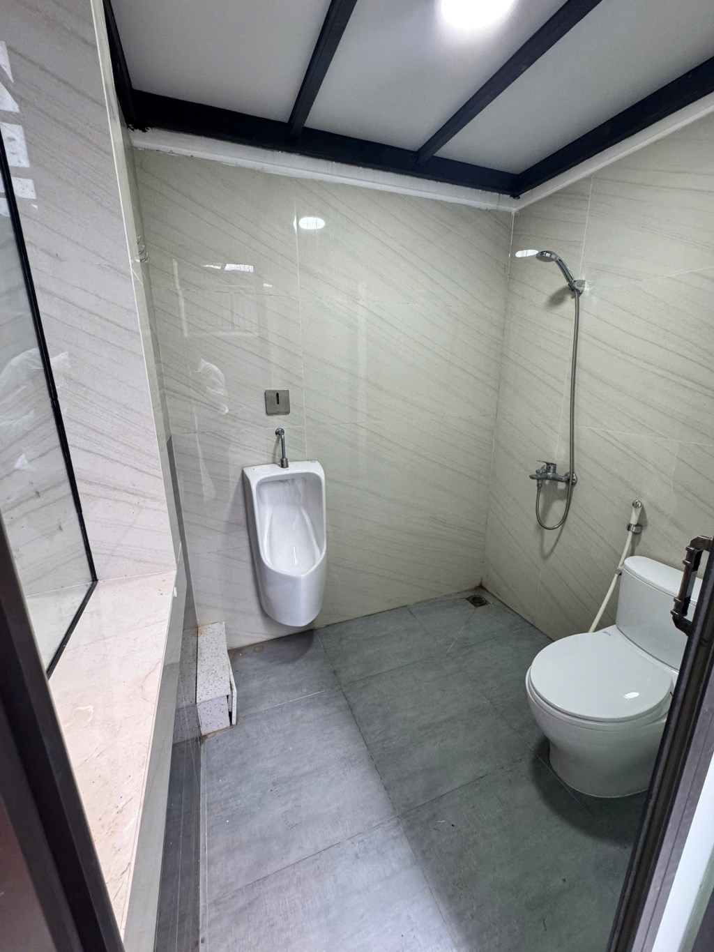 Cho thuê sàn văn phòng 80m² tại Vinhomes Marina – Giá 12 triệu