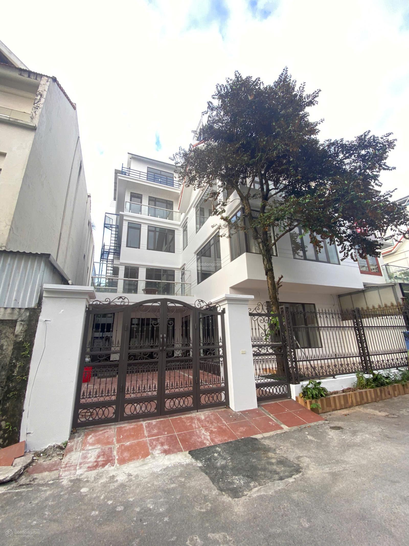 Cho thuê Biệt thự Phạm Văn Đồng, Bắc Từ Liêm 200m² - Sang trọng, giá 55 triệu!