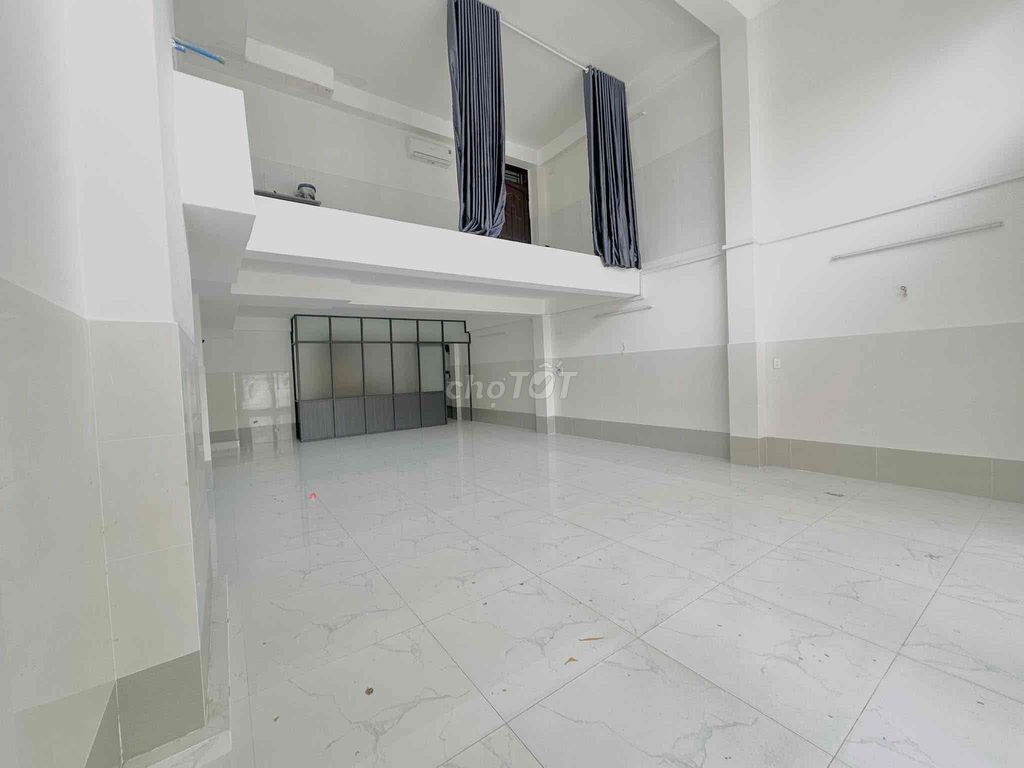 Mặt bằng kinh doanh 72m² Thoại Ngọc Hầu, Tân Phú - Phù hợp cho văn phòng và spa