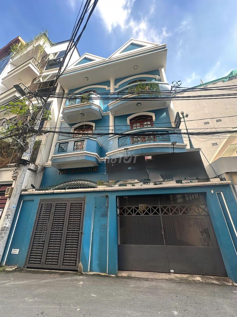 Cho thuê villa Nguyễn Văn Trỗi Tân Bình 500m² giá 40 triệu - Nhà mới, vị trí đắc địa!