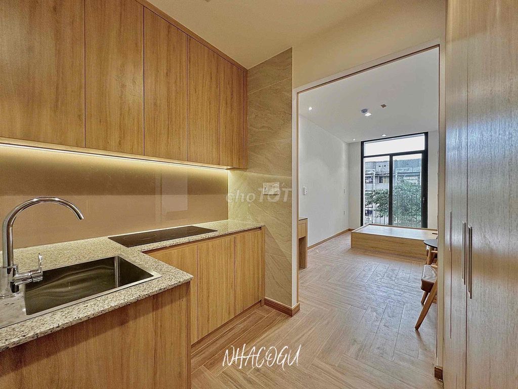Chung cư mini Studio ban công mới 45m² giá 8 triệu - Full nội thất mới tinh