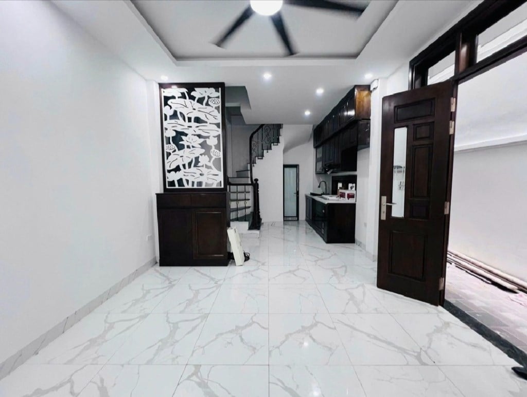 Nhà đẹp Lò Đúc 38m² giá 12.2 tỷ - Thiết kế hiện đại, thang máy, mặt tiền siêu rộng!