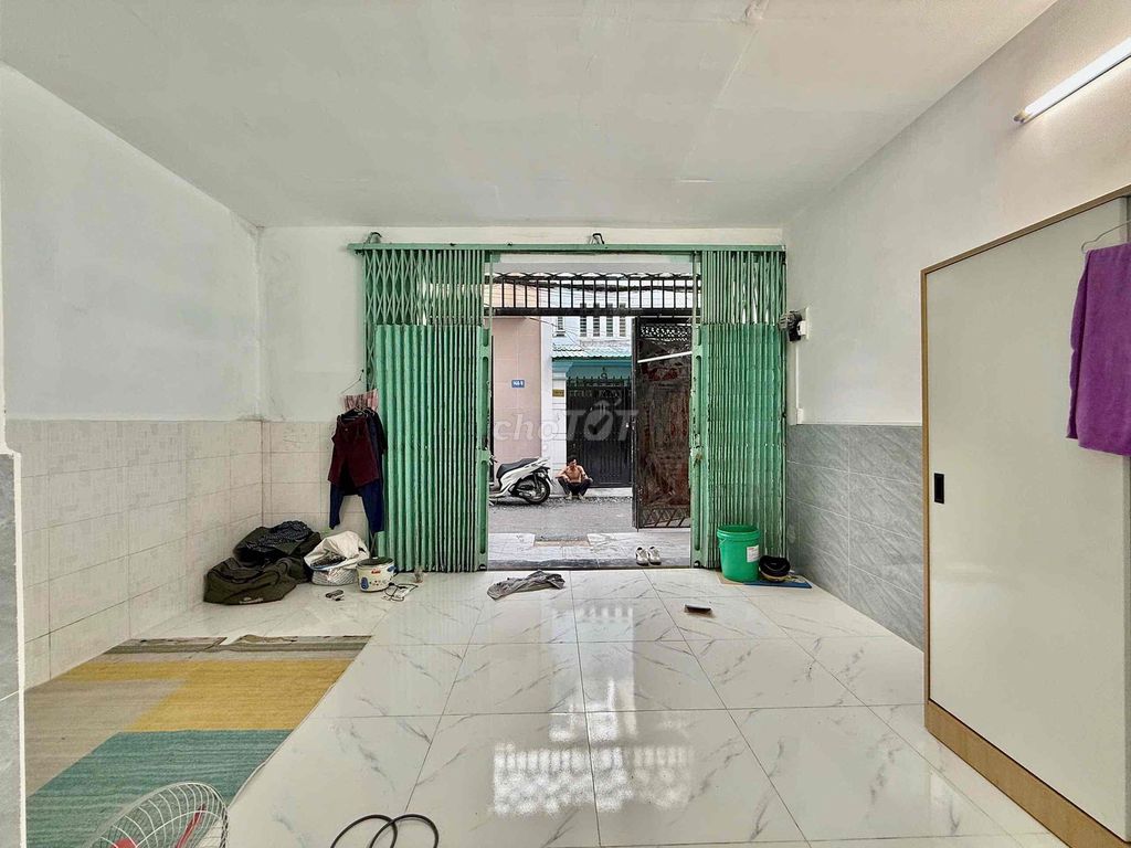 Kiot cho thuê vừa ở vừa kinh doanh tại Tân Bình 28m² - Giá chỉ 6 triệu/tháng!