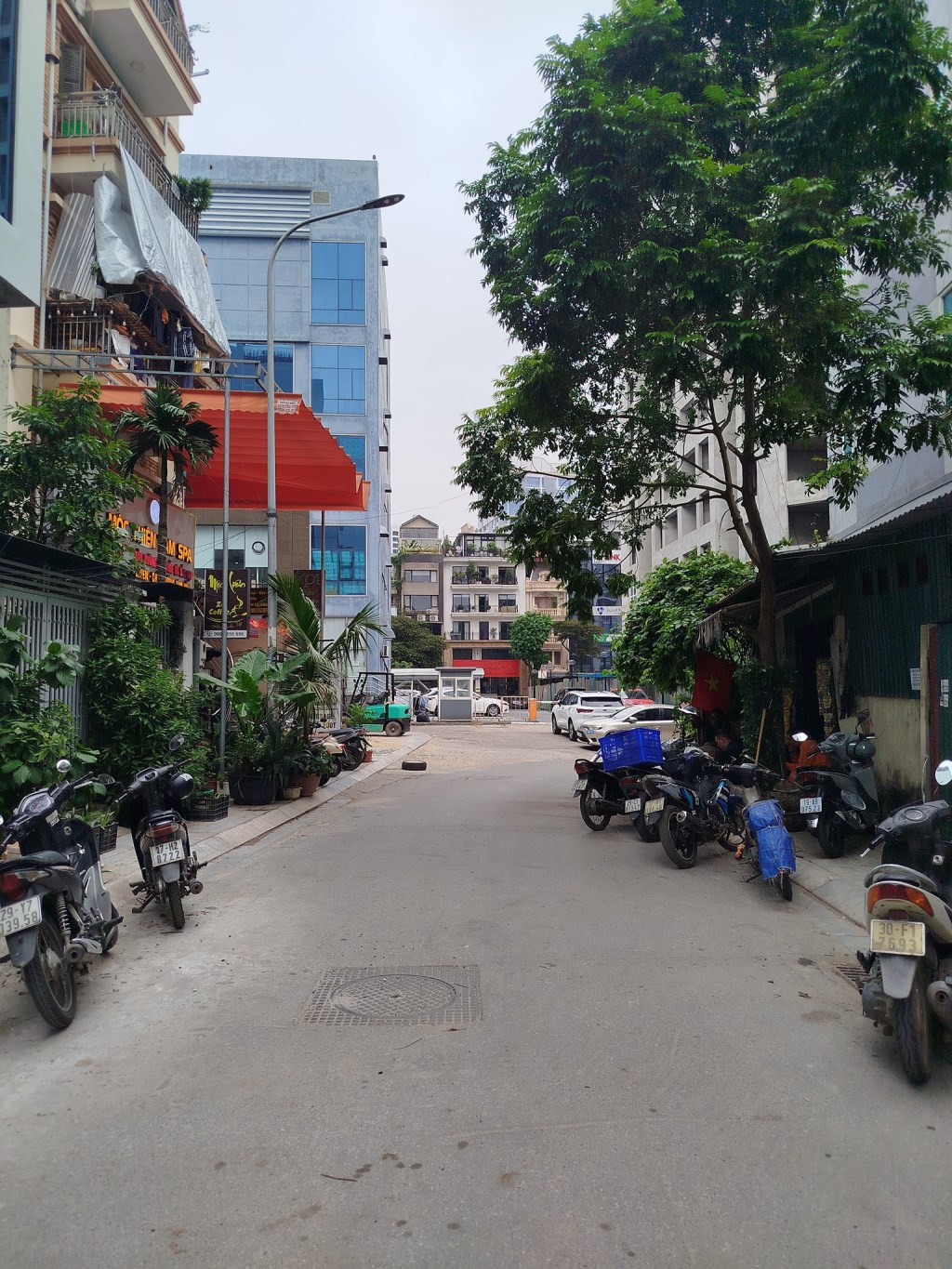 Bán tòa văn phòng phố Lạc Long Quân, Tây Hồ 118m² x 9 tầng - Giá tốt, đầu tư sinh lời!