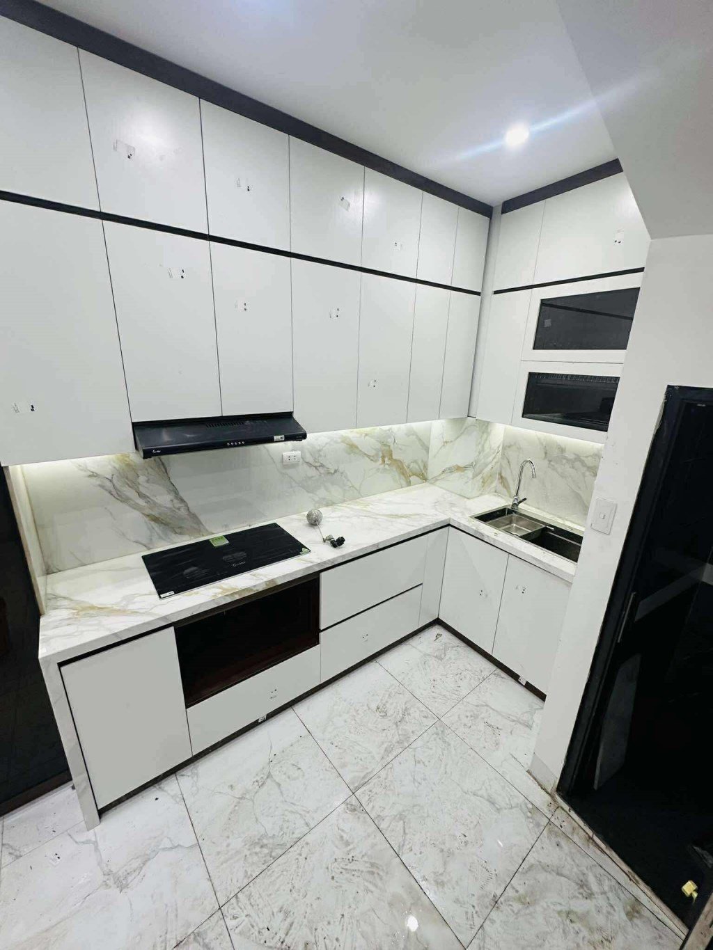 Nhà phố Cống Vị, Ba Đình 30m² giá 10.6 tỷ - Đẳng cấp sống giữa lòng Hà Nội!