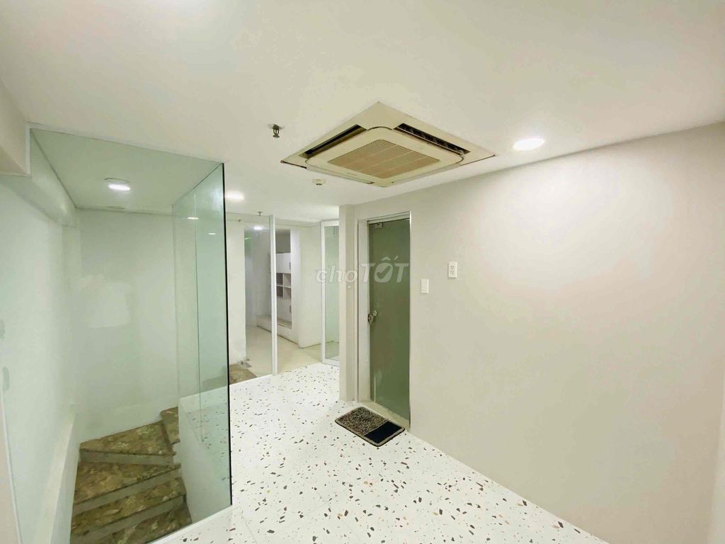 Chính Chủ Cho Thuê Mặt Bằng Kinh Doanh 70m² Tại Quận 1 - Vị Trí Đắc Địa