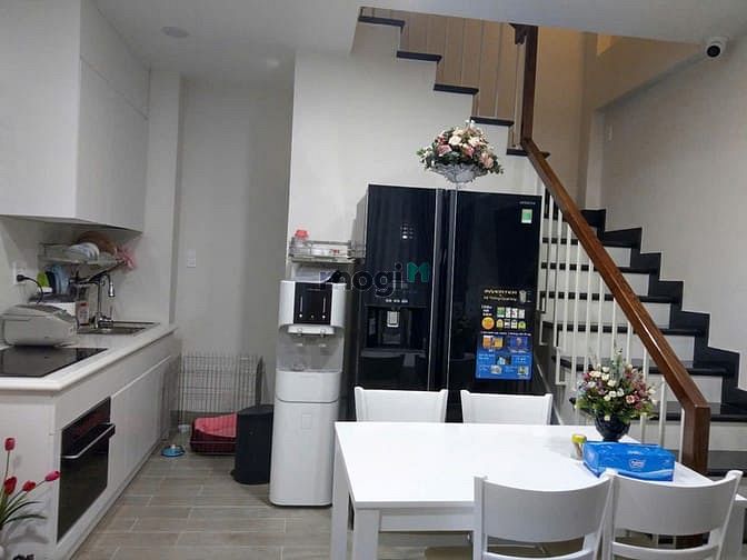 Nhà 3 tầng góc 2 mặt hẻm tại Trường Sa, Phú Nhuận, giá 4.87 tỷ - Nhà mới, dọn vào ở ngay!