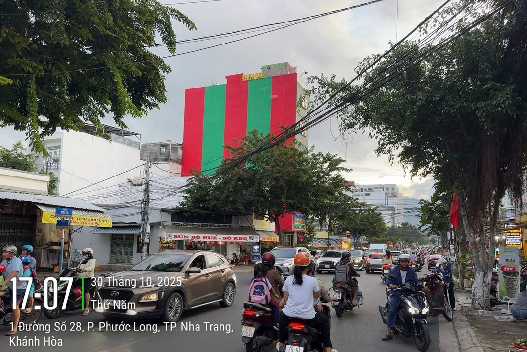 Bán căn góc đường Thích Quảng Đức, phường Nam Nha Trang 66.7m² - Khu kinh doanh sầm uất!