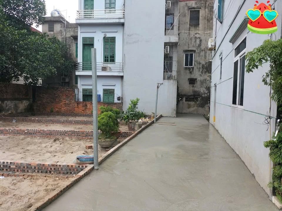 Đất nền Uy Nỗ Đông Anh 41m² giá 4 tỷ - Đường ô tô đỗ cửa, vị trí trung tâm thuận lợi!