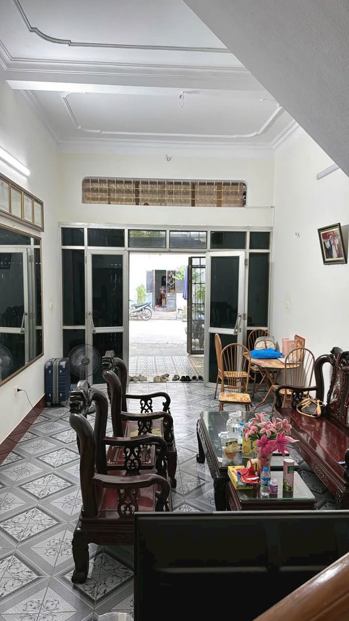 Nhà cho thuê 80m² tại Phường Hạc Thành, TP Thanh Hóa - An cư lý tưởng với giá thỏa thuận!