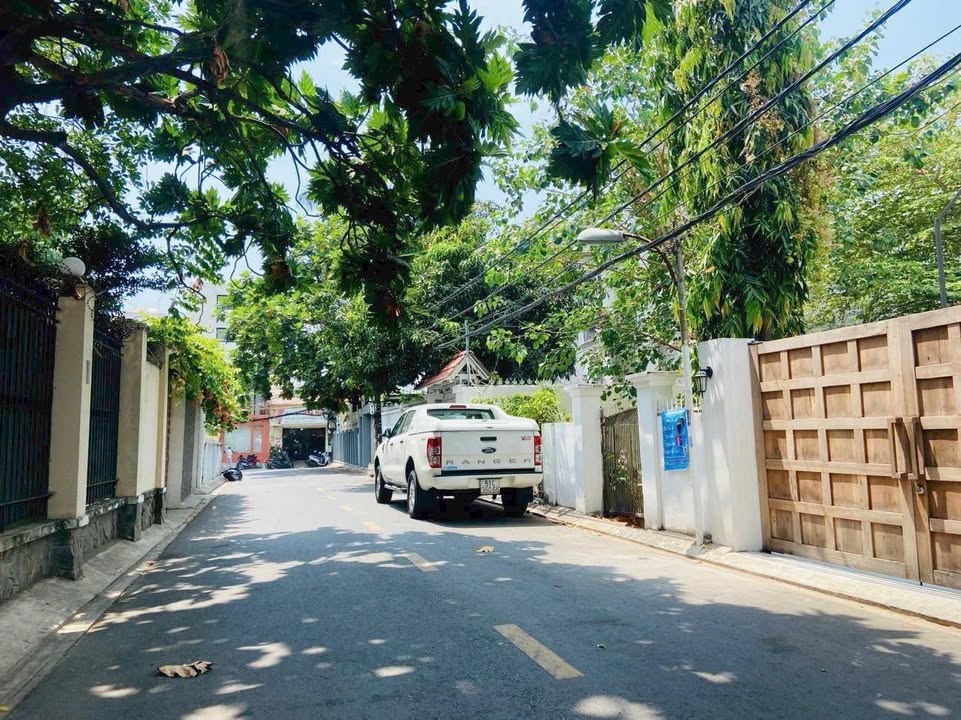 Đất Thảo Điền Quận 2 212m² giá 50 tỷ - Đầu tư sinh lời cao!