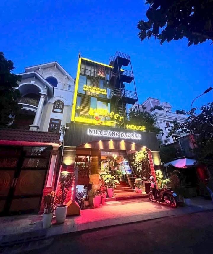 Tòa nhà mặt tiền Lê Ngô Cát, quận 3, 166m² - Đầu tư sinh lời ngay!