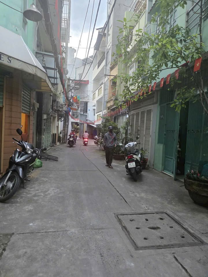 Nhà cấp 4 Hòa Hưng, Quận 10, 35m² giá 5.85 tỷ - Lợi thế trung tâm!