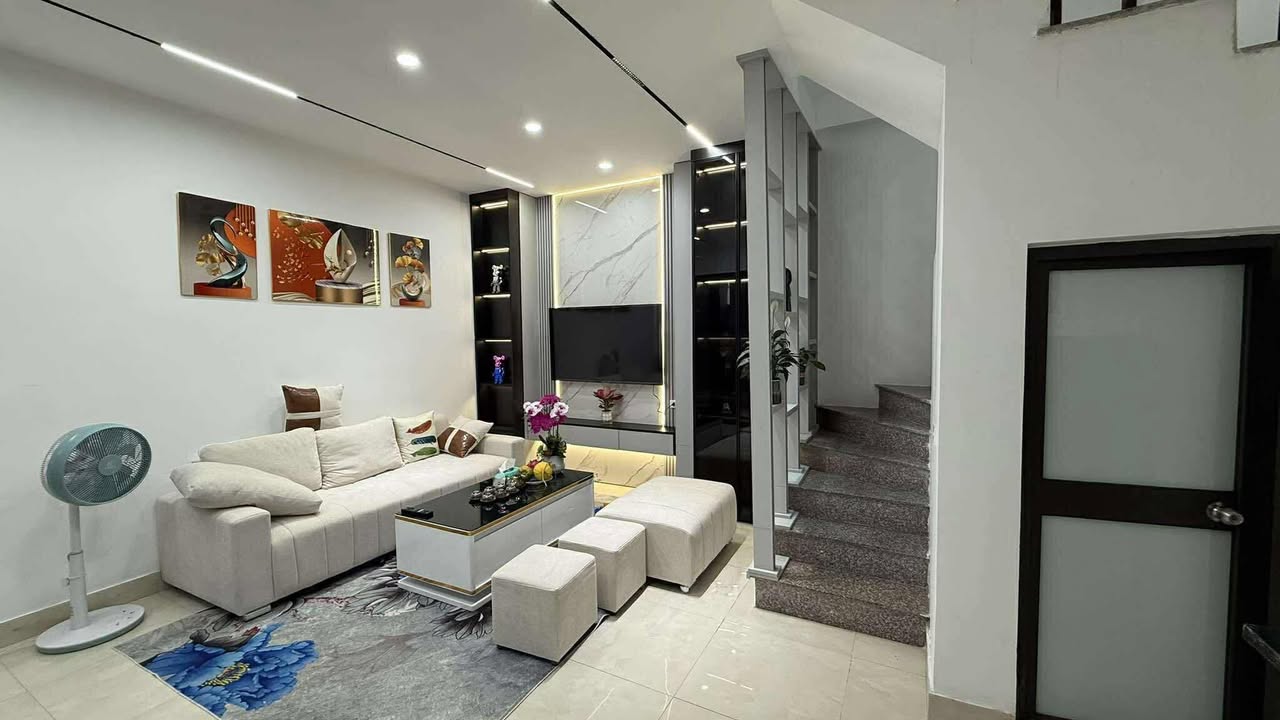 Nhà phố Dương Nội 42m² giá thỏa thuận - Căn góc 3 thoáng, full nội thất!