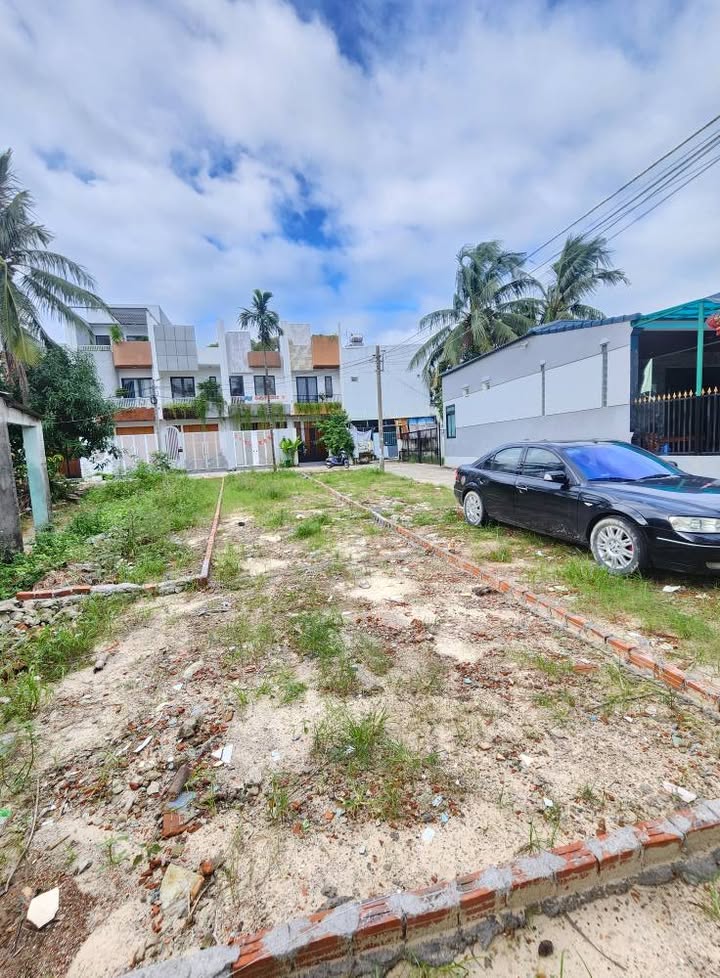 Đất nền Kiệt 82 Nguyễn Chánh, Đà Nẵng 63m² - Giá chỉ 2.8 tỷ!