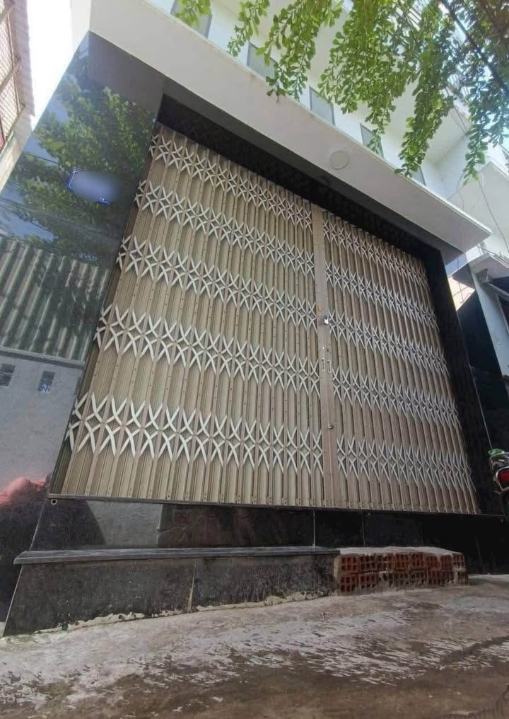 Nhà góc hẻm Trần Hưng Đạo, Quy Nhơn 30m² giá chỉ 1 tỷ - Thương lượng chính chủ!