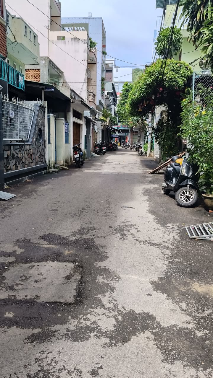 Bán nhà mặt tiền đường Nguyễn Thị Học 85m² giá 5.2 tỷ - Vị trí trung tâm đắc địa!