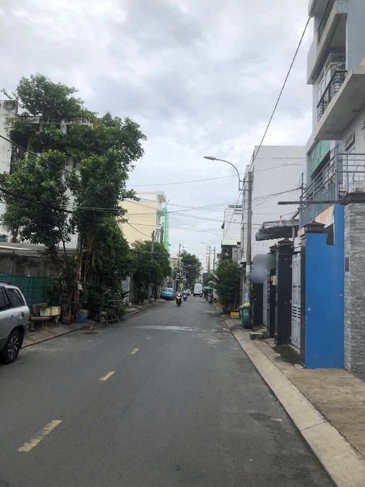 Nhà mặt tiền đường số Phường 13, Gò Vấp 110m² giá 14 triệu - Không thể bỏ lỡ!