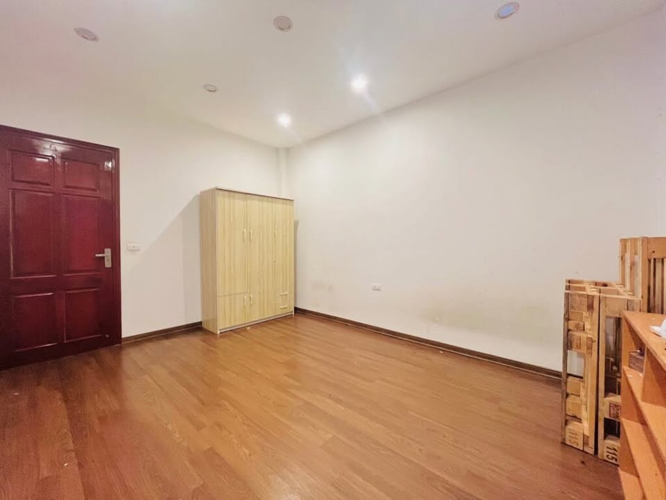 Phòng trọ giá rẻ tại 83 Phú Diễn, Bắc Từ Liêm - Chỉ 2.8 triệu/tháng!