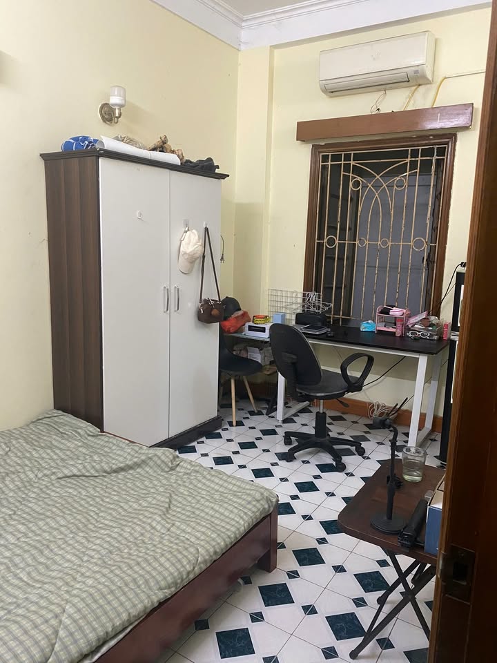 Phòng trọ ngõ 127 đường Văn Cao 30m² giá 3.4 triệu - Thoáng mát, tự do giờ giấc!