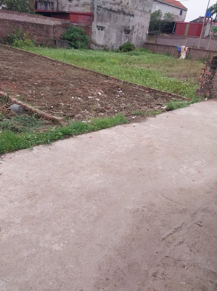 Đất nền trung tâm Hồ Thuận Thành 81m² giá 2 tỷ - Ô tô vào tận nơi!