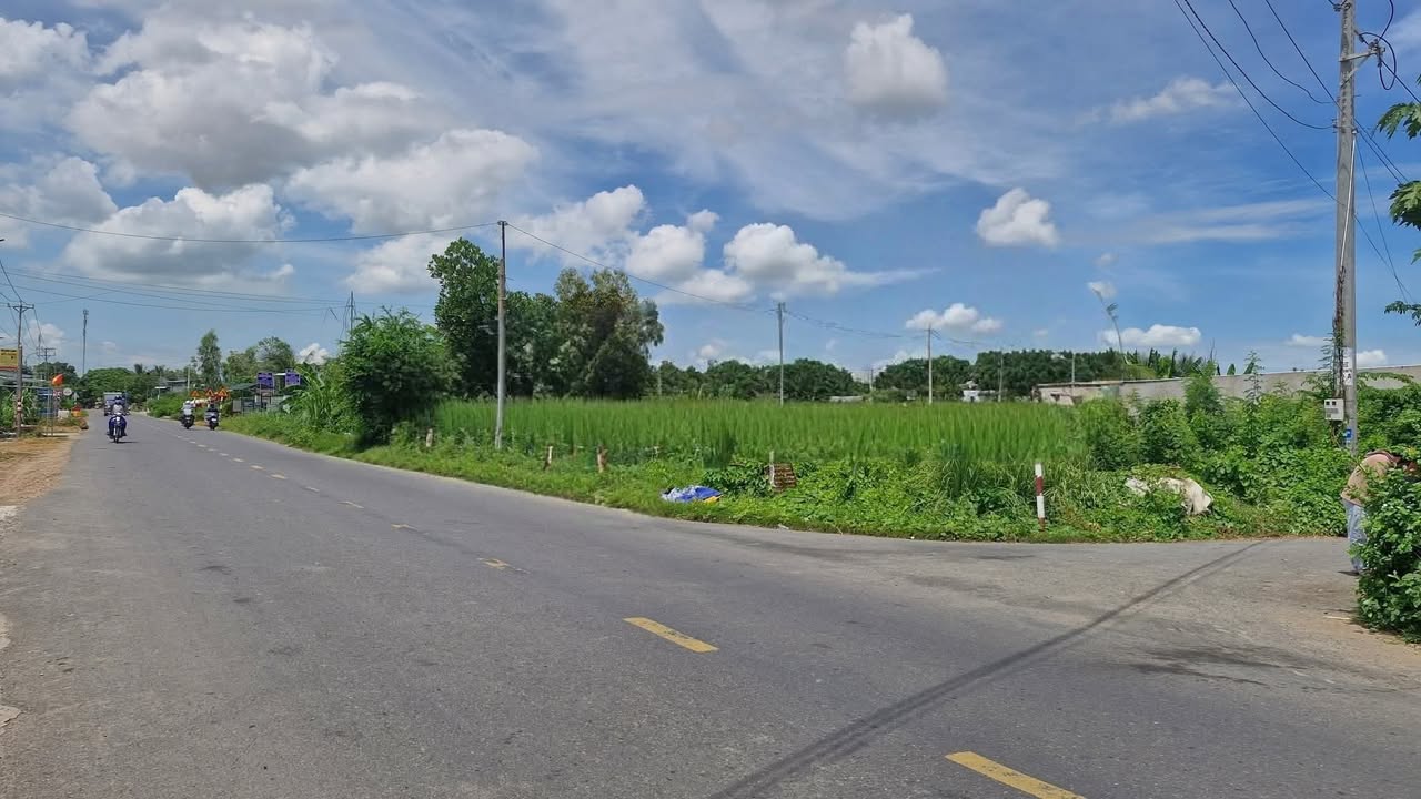 Đất nền thổ cư 124m² hai mặt tiền tại Hồng Ngự - Giá chỉ 500 triệu!