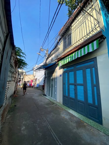 Nhà phố Gò Vấp 22m² giá 2.49 tỷ - Sổ hồng riêng, xe hơi đậu tận cửa!