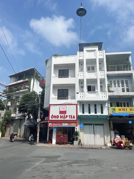 Nhà lô góc mặt tiền Bàu Cát, phường 11, quận Tân Bình 42m² giá 11.8 tỷ - Đầu tư sinh lời lý tưởng!