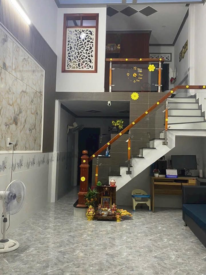 Nhà riêng Tân Hiệp 56m² giá 800 triệu - Nhà mới xây, tiện lợi ngay!