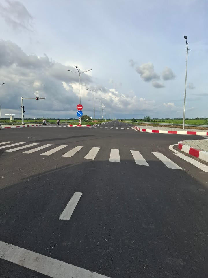 Đất mặt tiền đường N1, xã Long Phú, Tân Châu, An Giang 4600m² - Sổ hồng chính chủ, giá tốt!