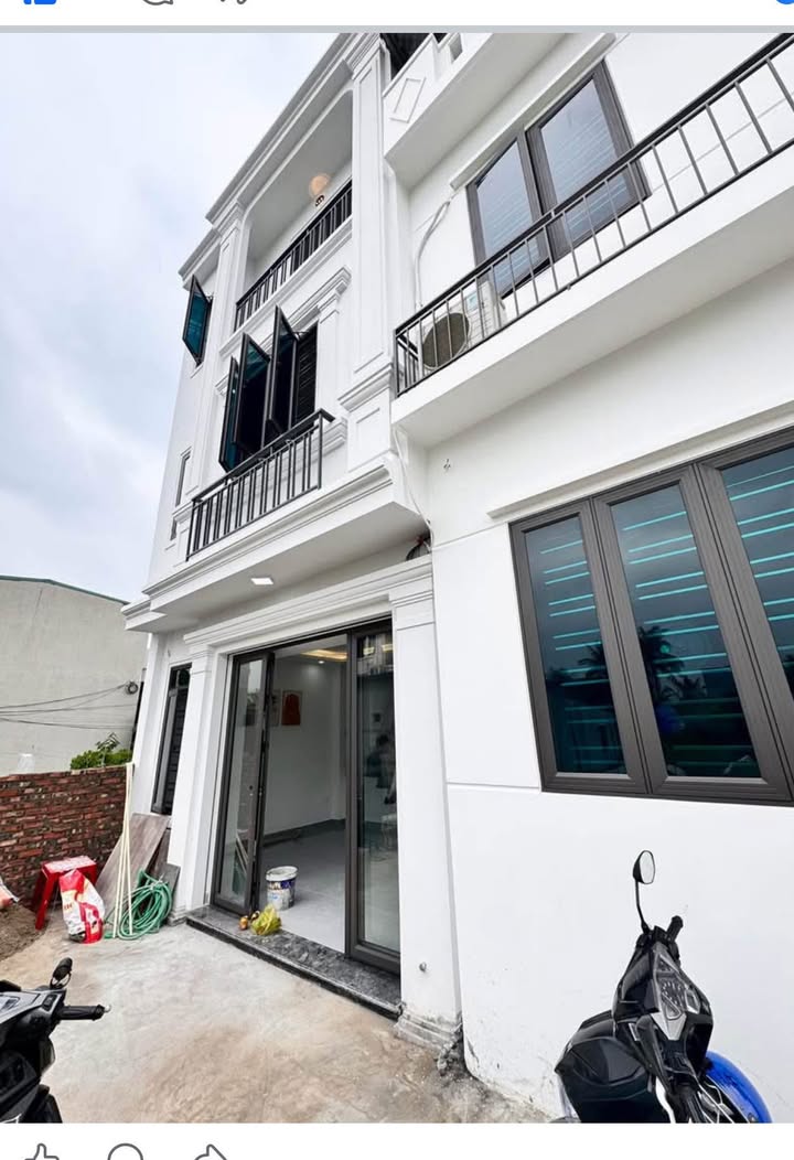 Nhà 3 Tầng 40m² tại Đồng Hoà - Kiến An - Hải Phòng giá chỉ 2.5 tỷ - Sổ đỏ chính chủ!