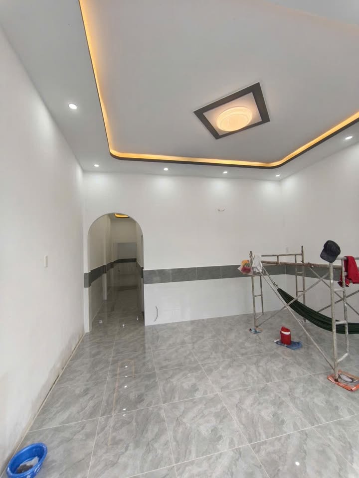 Nhà trệt 125m² đầu hẻm ô tô đường Trần Nhân Tông - Giá chỉ 1.56 tỷ!