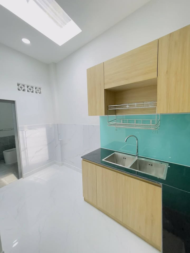 Nhà đẹp Hiệp Phú Q9 93m² giá chỉ 5.95 tỷ - Sẵn sàng vào ở!