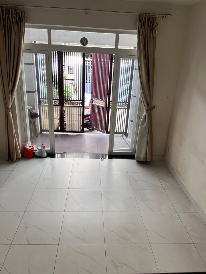 Nhà phố 3 tầng tại Ngô Chí Quốc, Thủ Đức 50m² giá 4.9 tỷ - Ô tô vào tận nơi!