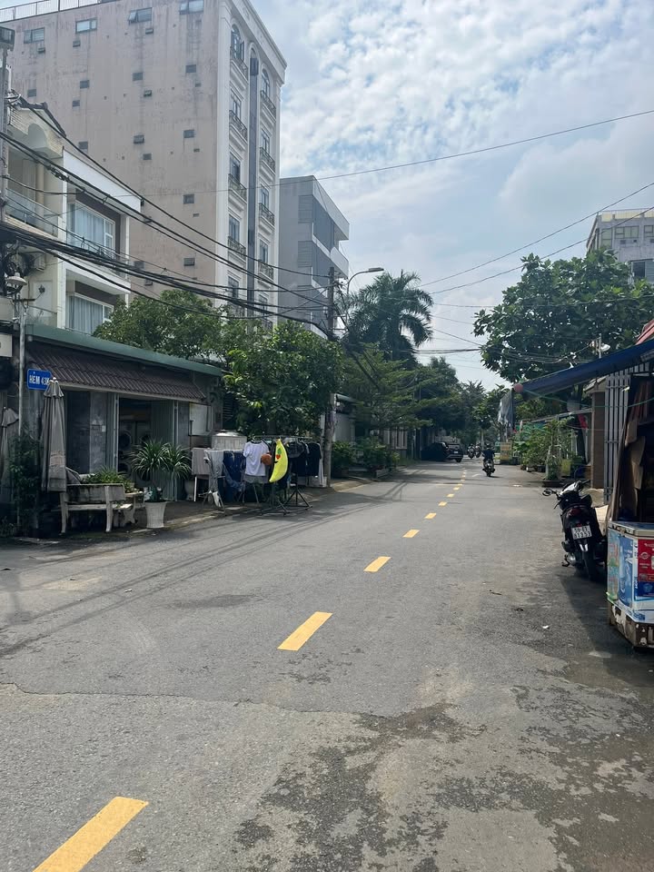 Lô đất 200m² tại Đường Số, Quận 9 - Hẻm 7m, Giá 14 tỷ - Đầu tư sinh lời ngay!