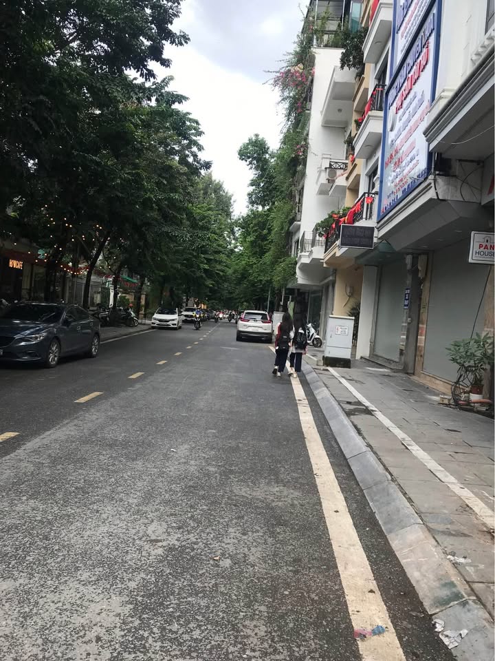 Biệt thự Võng Thị Tây Hồ 188m² giá 113 tỷ - Đầu tư sinh lời hấp dẫn!