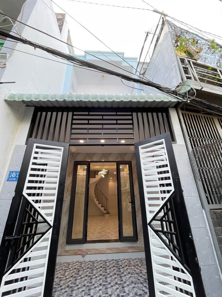 Nhà phố Lưu Hữu Phước, P15, Q8 - 3.78 tỷ, Sổ hồng chính chủ, gần công viên!