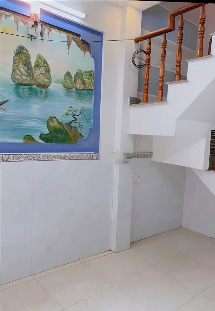 Nhà nguyên căn cho thuê P.Hiệp Thành Q.12 28m² chỉ 6 triệu - Hẻm xe hơi rộng rãi!