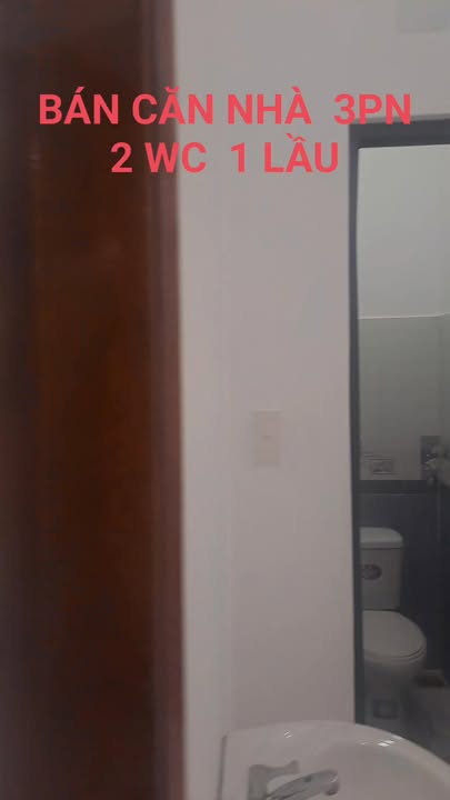 Nhà phố Bà Điểm Hóc Môn 100m² giá 1.95 tỷ - Sẵn sàng vào ở ngay!