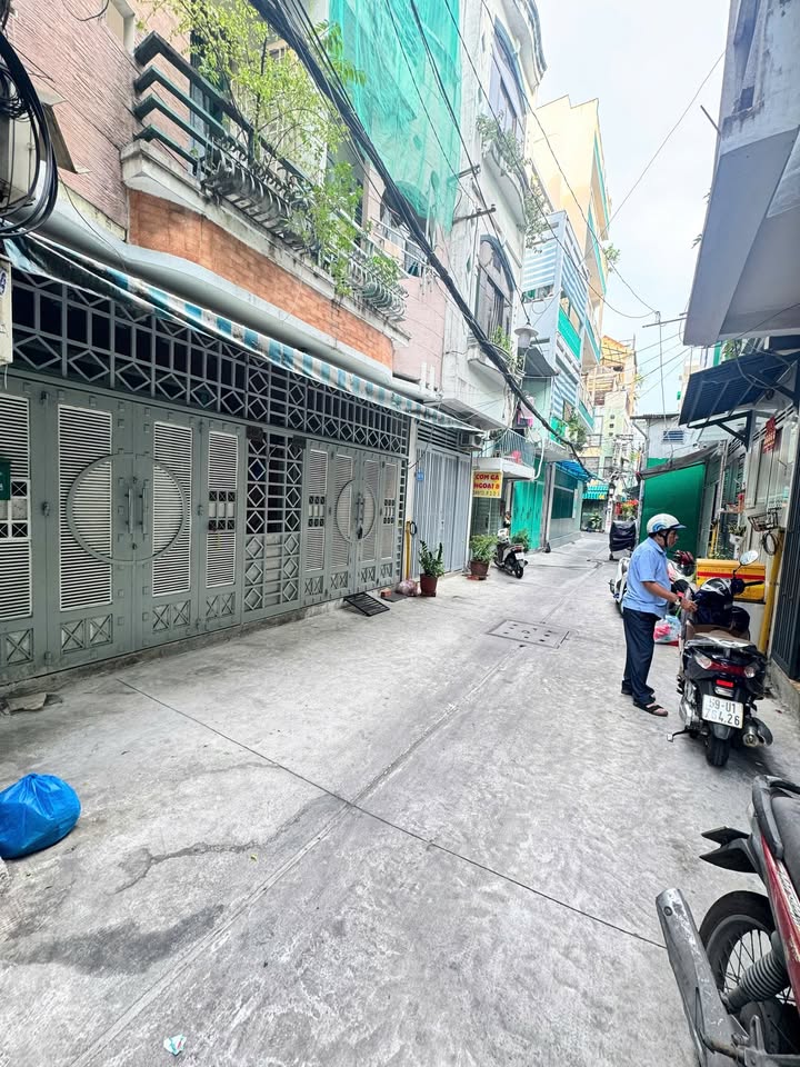 Nhà nguyên căn hẻm Kỳ Đồng, Quận 3 - Diện tích 28m², Giá chỉ 13 triệu/tháng!