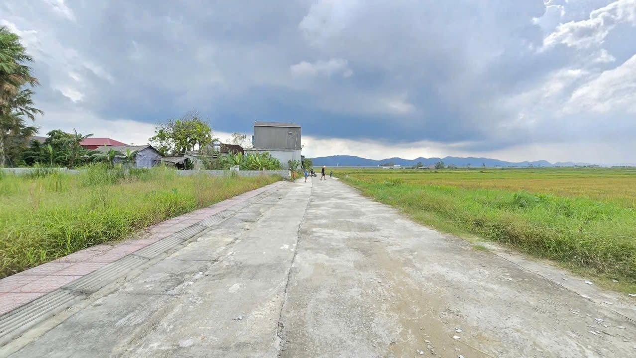Đất nền Tân Lâm Hương Hà Tĩnh 160,6m² giá 1.3 tỷ - Đường rộng 6m, dân cư đông đúc!