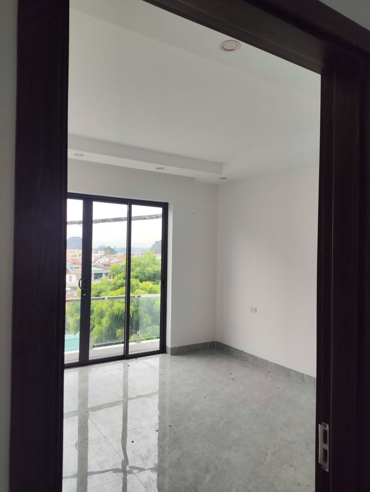 Nhà phố Hạ Long 66m² giá 2.95 tỷ - Thiết kế hiện đại, sẵn sàng ở ngay!